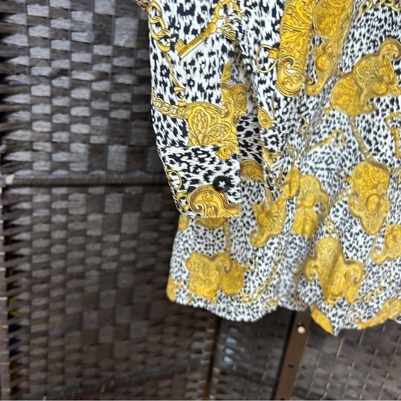 Dana Buchman retro silk blouse gold chain link over black and white print size 4 - Picture 5 of 9